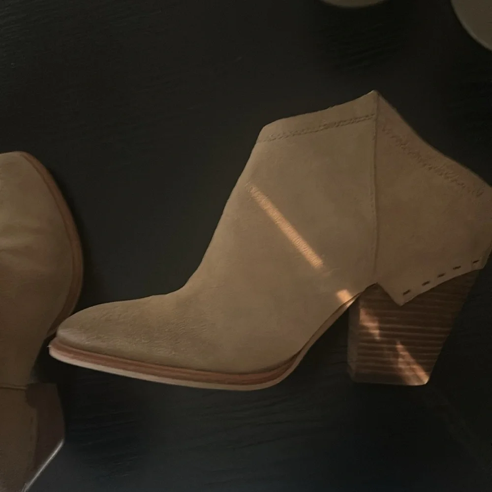 Dolce Vita open back Bootie - Picture 15 of 16